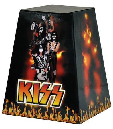 kiss urn