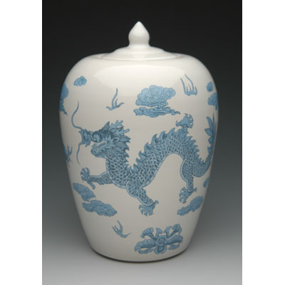 chinese-dragon-funeral-urn for ashes