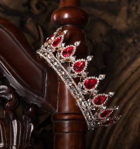 garnet crown