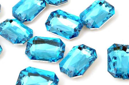 aquamarine-march-birthstone