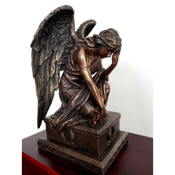 Tears of an Angel Sculpture Urn