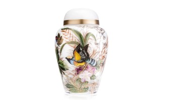 Crystal and Glass Cremation Urns: What Makes Them Special