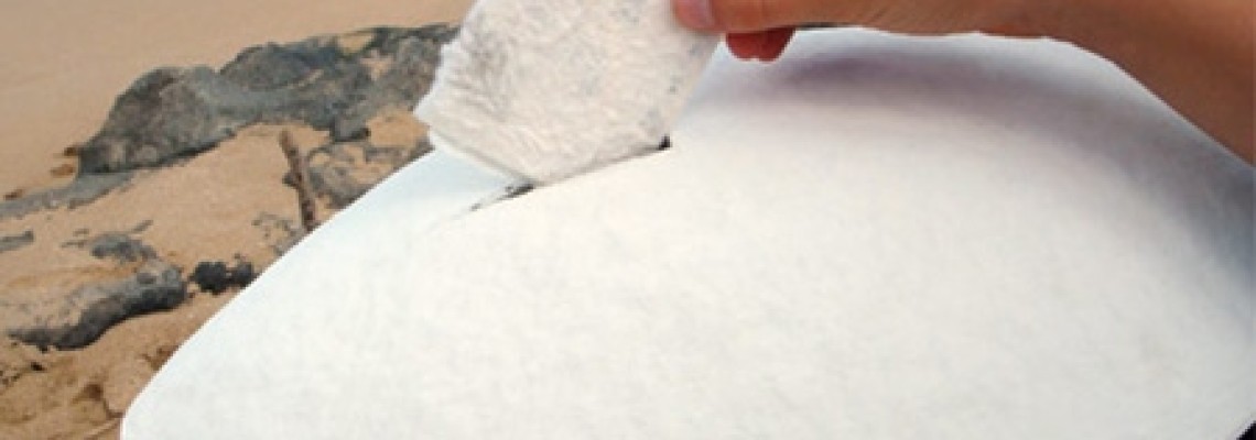 How To Scatter Ashes During a Memorial Ceremony How To Scatter Ashes During a Memorial Ceremony