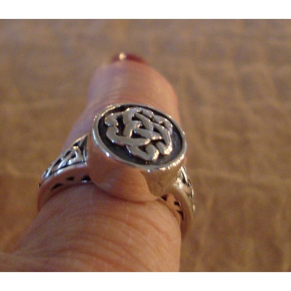Celtic Knot Urn Ring for Ashes Celtic Knot Urn Ring for Ashes