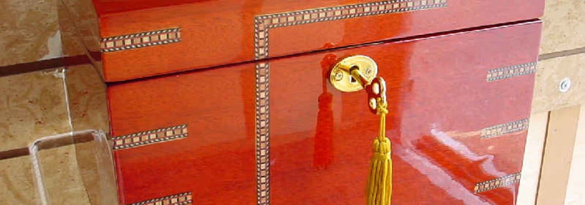 Wooden Urns-Learn About the Types Available Wooden Urns-Learn About the Types Available